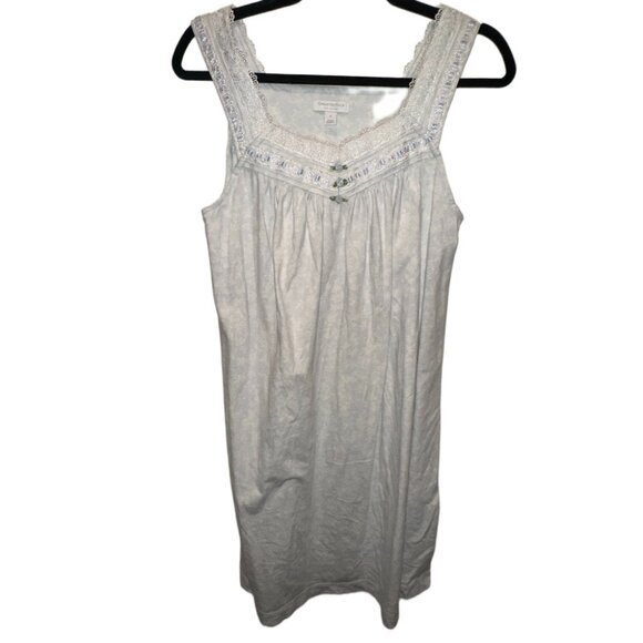 Shabby chic nightgown - Picture 1 of 4